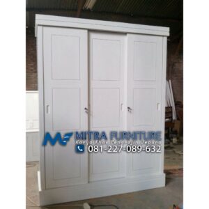 Lemari Pakaian Minimalis 3 Pintu