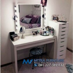 Meja Rias Minimalis Modern Warna Putih
