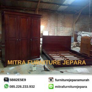 Set Kamar Tidur Jati Warna Natural