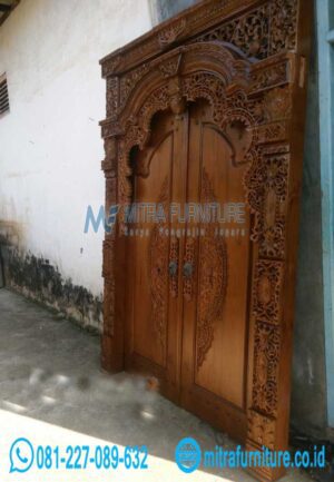 Gebyok Ukir Jepara