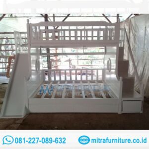 Tempat Tidur Anak Tingkat Perosotan