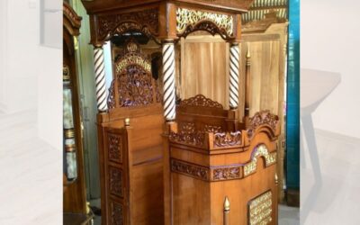 Mimbar Masjid Ukir Jepara