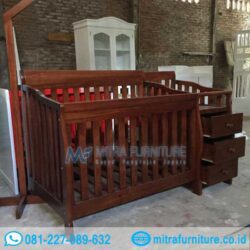 Box Bayi Kayu Minimalis