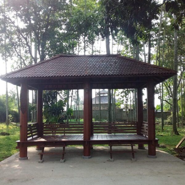 Gazebo Panggung Jati Minimalis