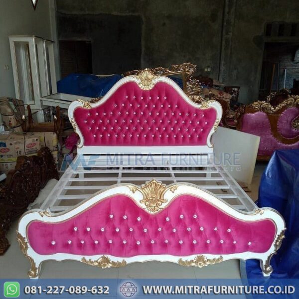 Tempat Tidur Mewah Duco Jok Pink