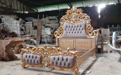 Tempat Tidur Mewah Ukir Klasik