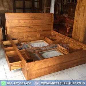 Tempat Tidur Minimalis Kayu Solid