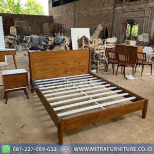 Tempat Tidur Minimalis Jati