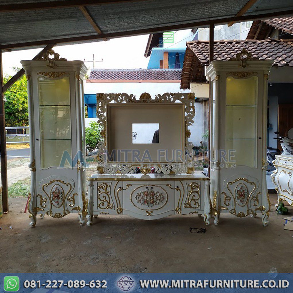 Lemari Bufet TV Klasik Terbaru