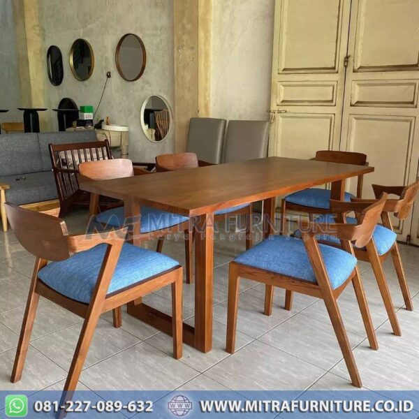 Set Meja Makan Minimalis Mewah