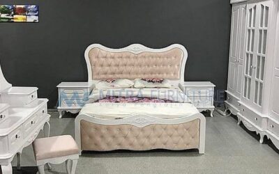 Set Kamar Tidur Mewah Elegan