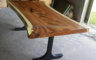 Meja Kayu Trembesi Model Live Edge