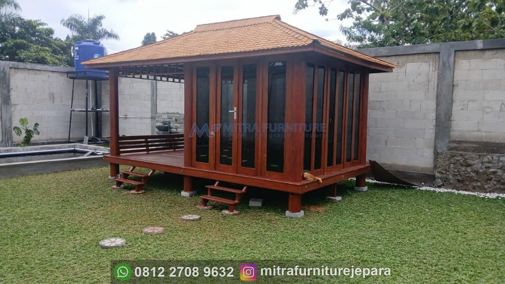 Gazebo Kayu Jepara Minimalis Separuh Kaca 3x5 Meter