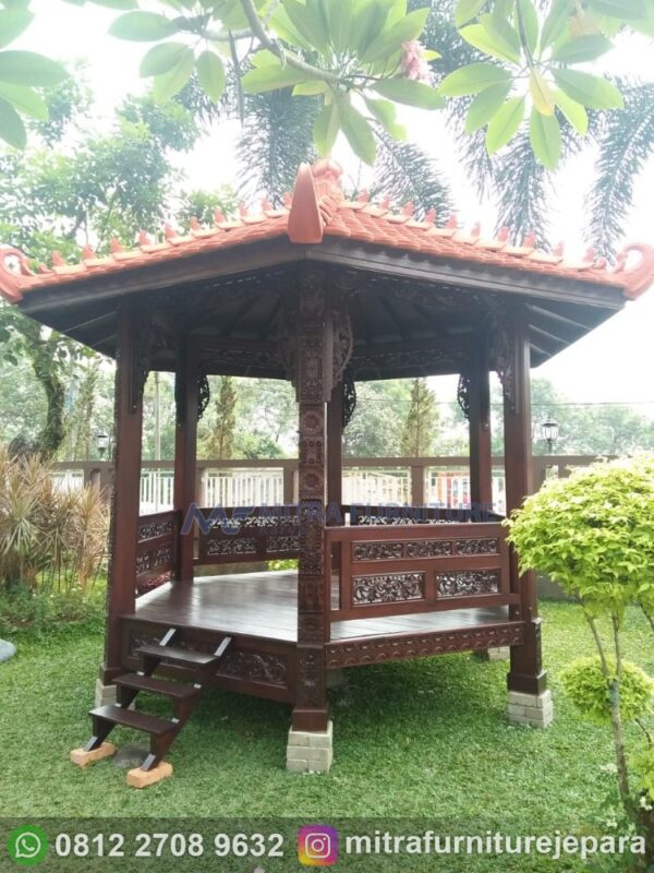 Gazebo Segi Enam Motif Ukir Gebyok