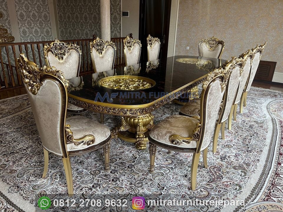 Meja Makan Mewah Kayu Jati Jepara Ukiran Klasik Elegan