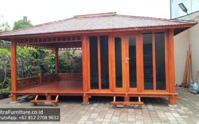 Rumah Gazebo Kayu Jati Kreativitas Desain di Batam