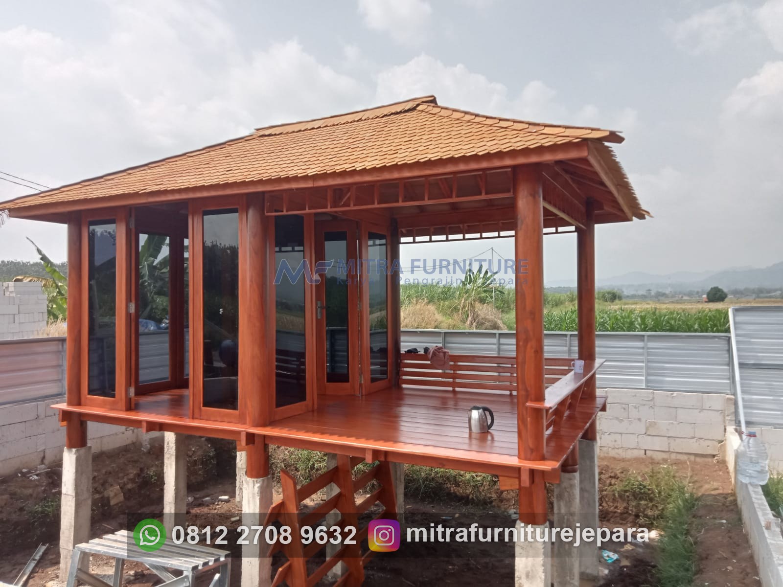 Gazebo Kayu Ukuran 3x5 Bahan Kayu Kelapa dan Mahoni Atap Genteng Sirap 2