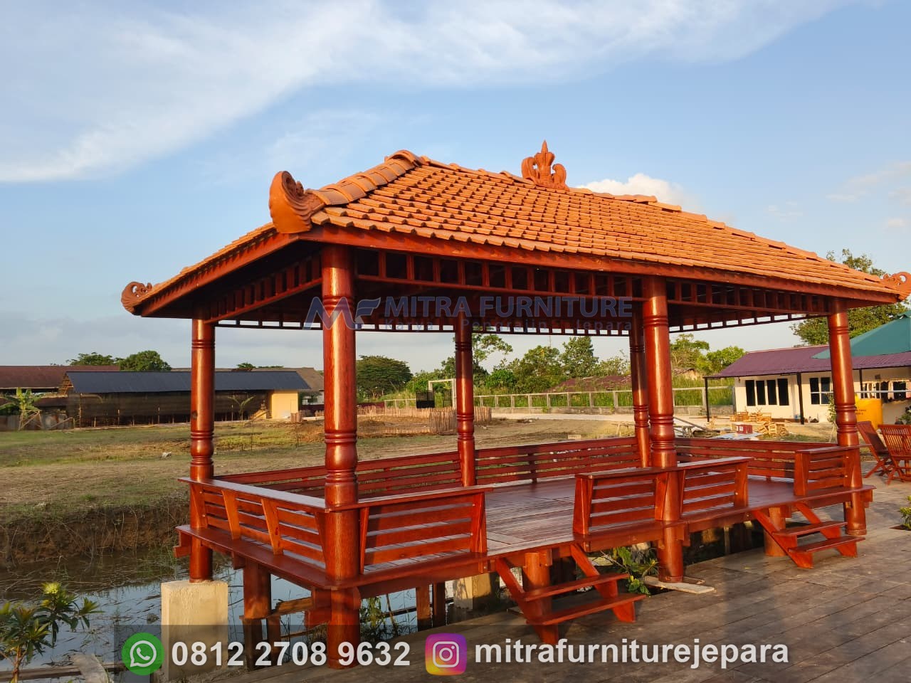 Gazebo Minimalis Model Cincin Ukuran 3x6 Bahan Kayu Kelapa dan Mahoni Atap Genteng Sirap 2