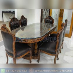 Set Meja Makan Oval Mewah Ukir Jati