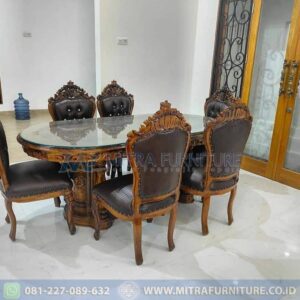 Set Meja Makan Oval Mewah Ukir Jati