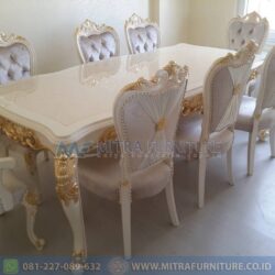 Meja Makan Mewah Duco Ukiran Gold Set