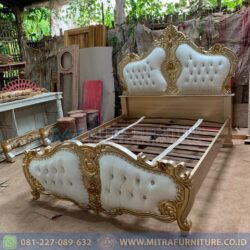 Harga Tempat Tidur Mewah Ukir Jepara Gold