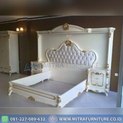 Tempat Tidur Mewah Side Table Set