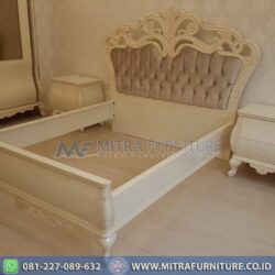 Desain Dipan Mewah Kayu Jati
